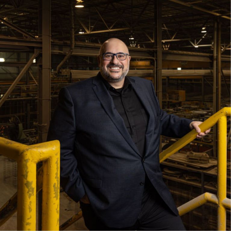 photo of Ernesto Polsinelli, Sales Representative, in the Concast plant.